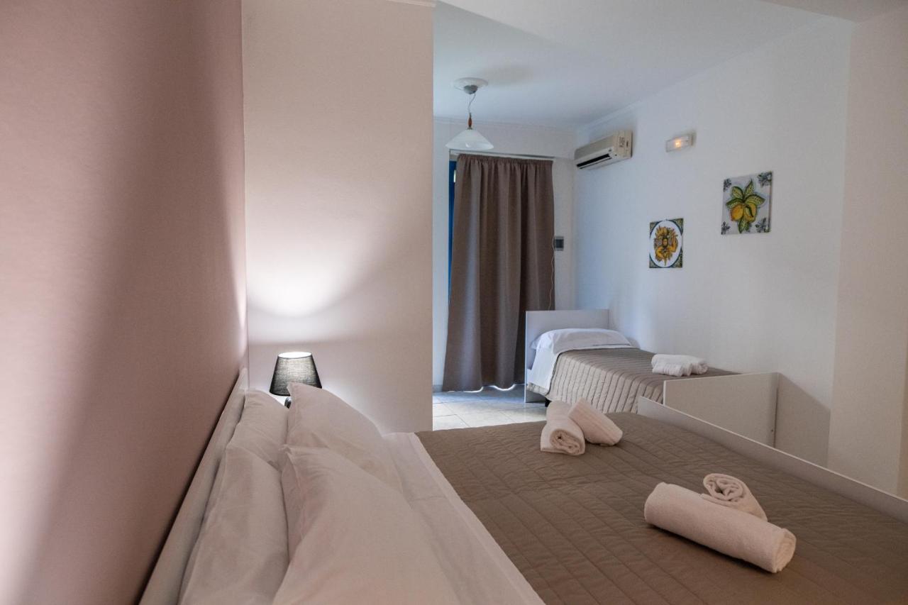 Ada Hotel Giardini-Naxos Exterior foto